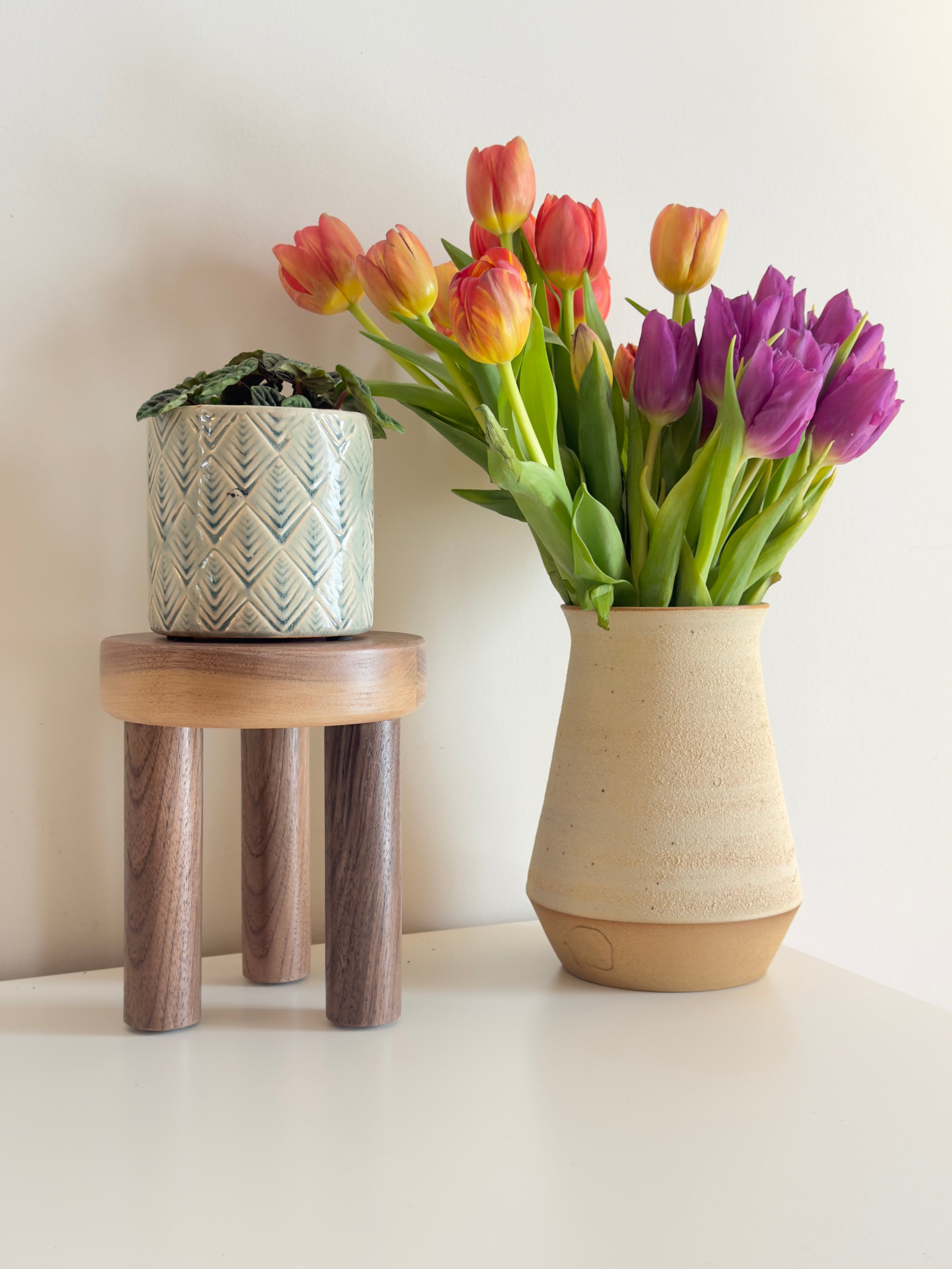 Cylindrical Tripod Plant Stand